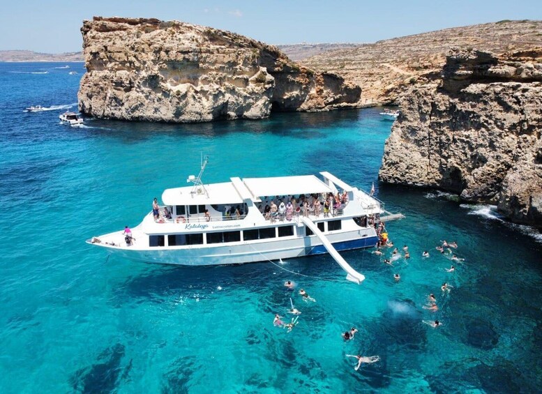 From Sliema: Comino, Crystal Lagoon, and Blue Lagoon Cruise