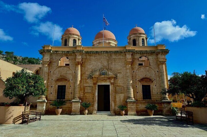 Discover Akrotiri: A Full-Day Private Adventure of Scenic Wonders