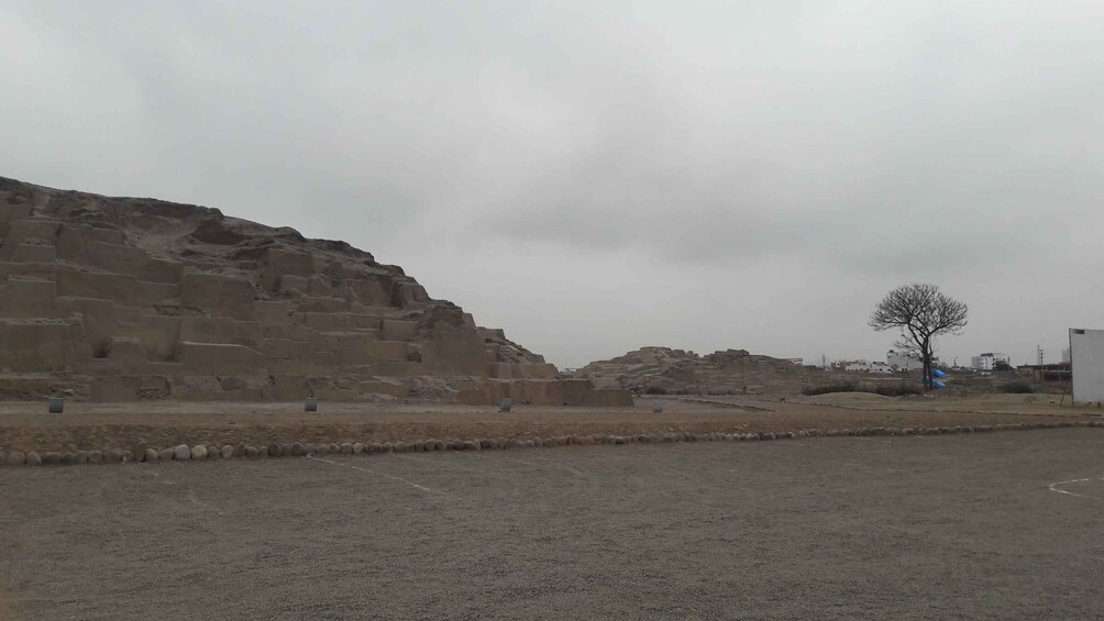 Picture 7 for Activity Lima: Private Tour to Huaca Pucllana and Huaca Mateo Salado