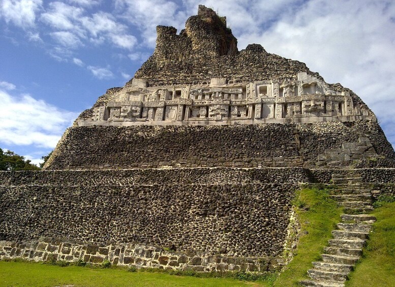 Belize: Mayan Ruins and Inland Blue Hole Tour