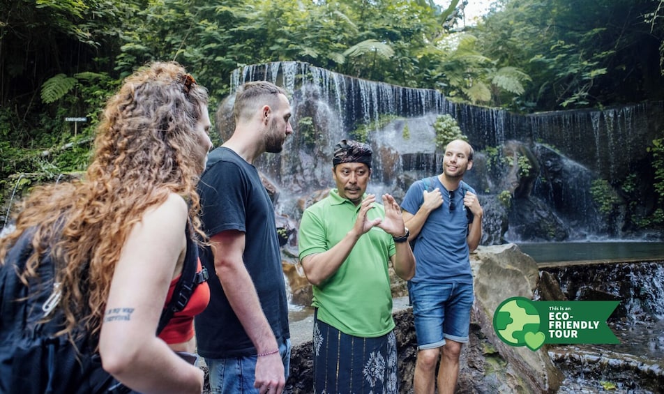 Bali Instagram Tour: Lempuyang Temple, Goa Rajah Waterfall and More
