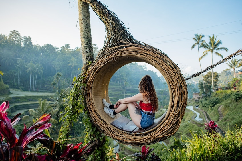 Bali Instagram Tour: Lempuyang Temple, Tukad Cepung Waterfall and More