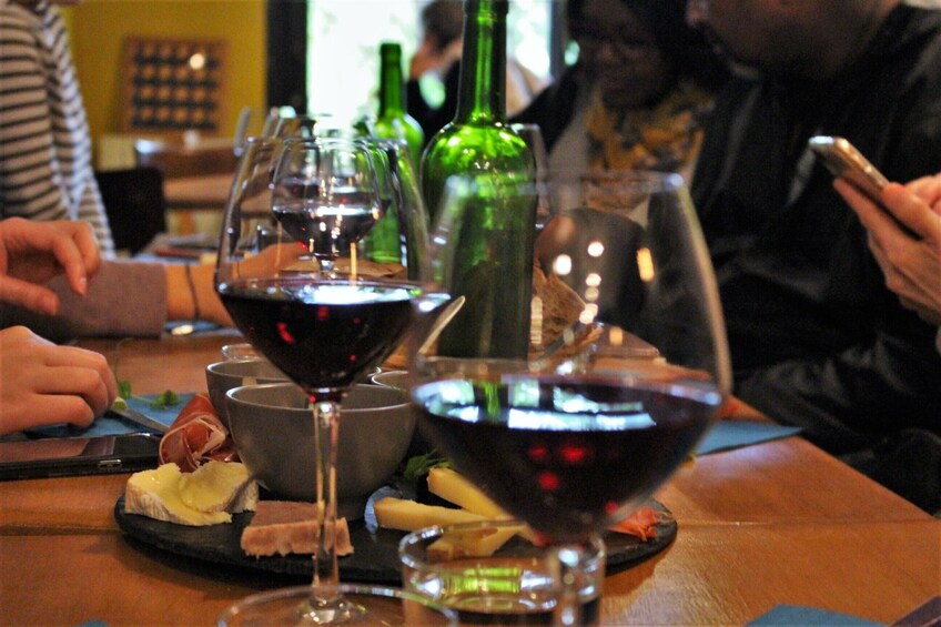 Montmartre Food & Wine Tour