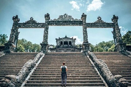 Hue Imperial city fullday tour with lunch & Guide