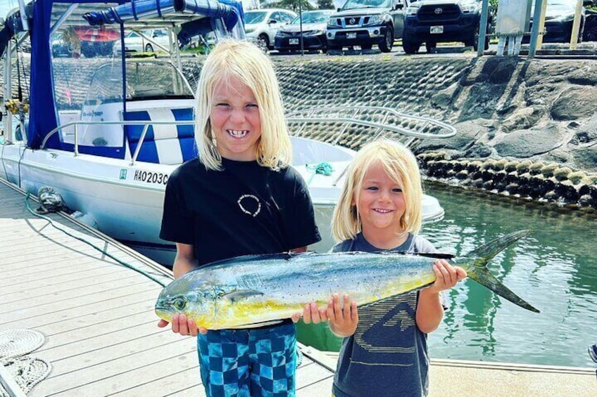 Half Day Fishing Tour in North Shore of Oahu on Ilio Kai