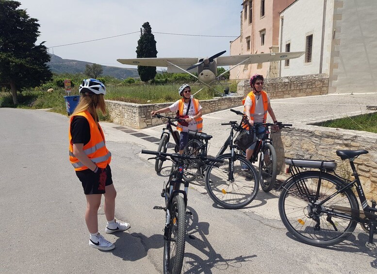 Rethymno: e-Bike Tour on Mili Gorge and soft drinks