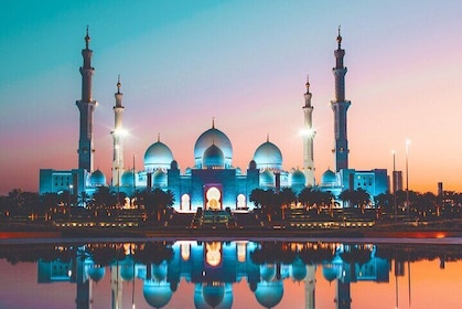 Exklusiv Abu Dhabi sightseeingtur, Ferrari World och moskén