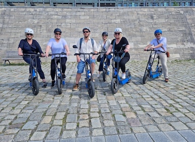 Munich: Top Sights Guided e-Scooter Tour