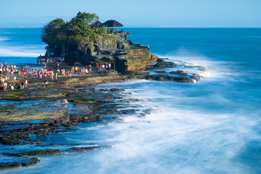 Tanah Lot Temple Guided Walking Tour – 2 Hours