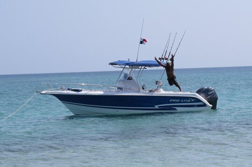 Full day Fishing Trip on Private boat at the South Pearl Islands