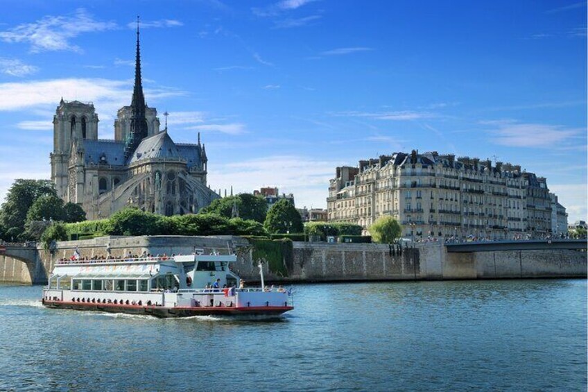 Priority Pass to Arc De Triomphe Rooftop & Seine Cruise 
