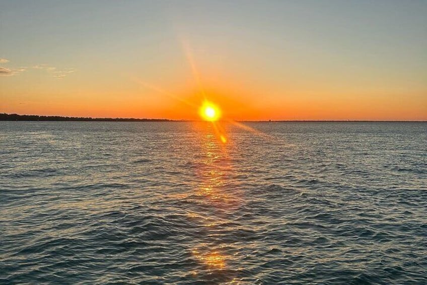 Private Sunset Crab island Tour up to 6 people captain