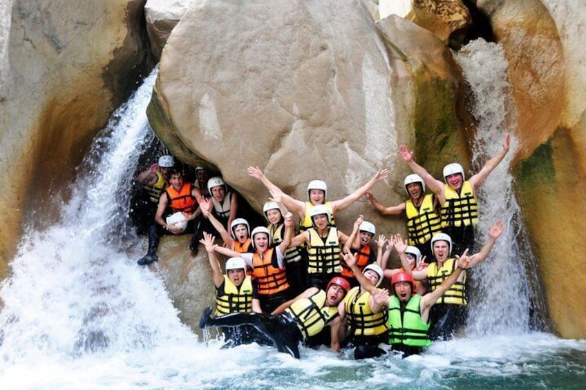 Canyoning Body Rafting