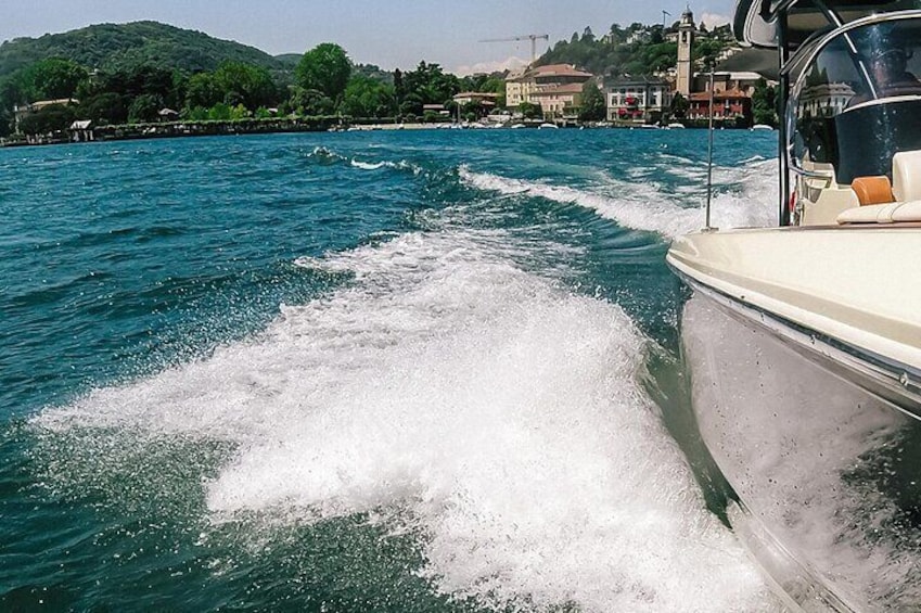 3H Private Cruise on Lake Como Tender yacht Invictus 5 pax