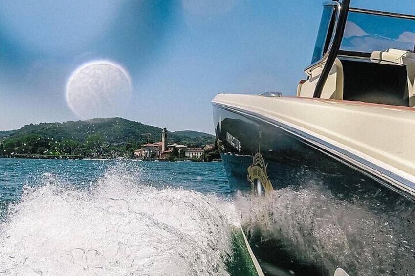 3H Private Cruise on Lake Como Tender yacht Invictus 5 pax