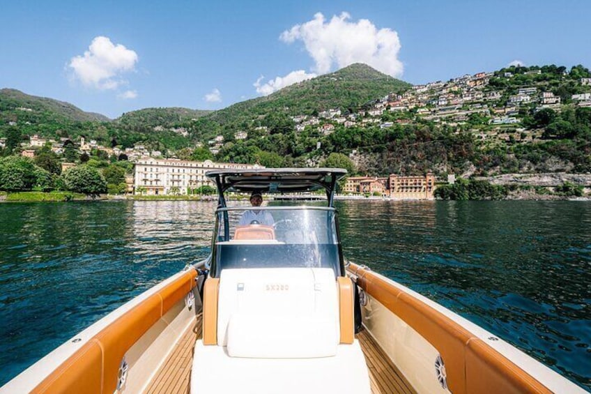 3H Private Cruise on Lake Como Tender yacht Invictus 5 pax