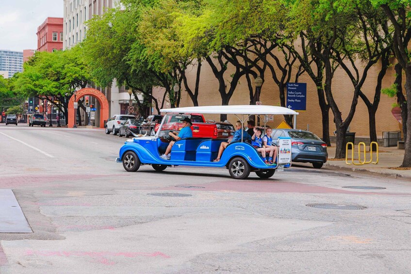 Picture 4 for Activity Dallas: 1 or 2-Hour Electric Cruiser Open-Air Tour