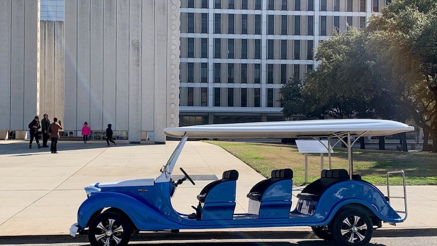 Dallas: 1 or 2-Hour Electric Cruiser Open-Air Tour