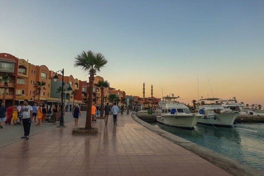  City Tour with Shopping in Hurghada 