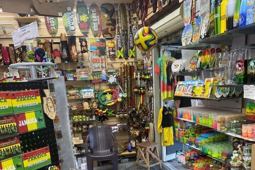 Private Tour Souvenir Shopping in Montego Bay 