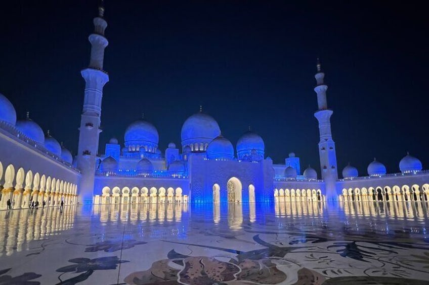 Abu Dhabi City Tour Private with Grand Mosque, President Palace Entrance