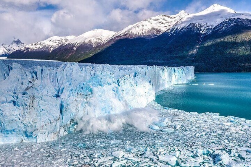 Full day experience Navigation in Perito Moreno Glacier