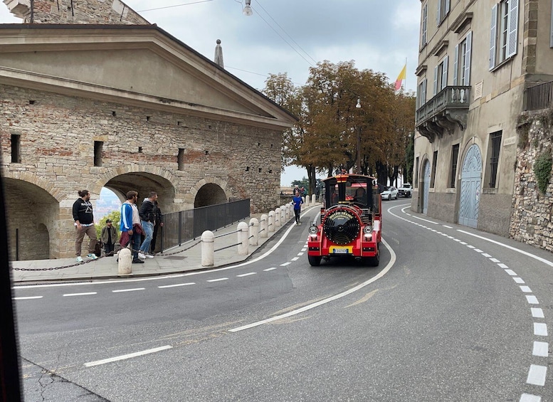 Picture 9 for Activity Bergamo: City Highlights Minibus or Train
