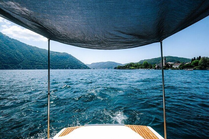 4H Private Cruise Lake Como Tender yacht Invictus 9 Pax