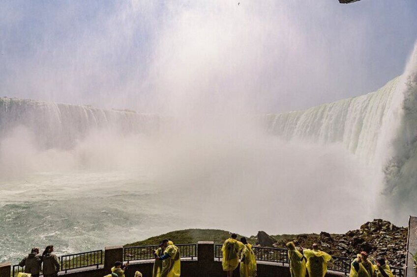 Afternoon Niagara Falls Boat & Journey Behind the Falls Tour