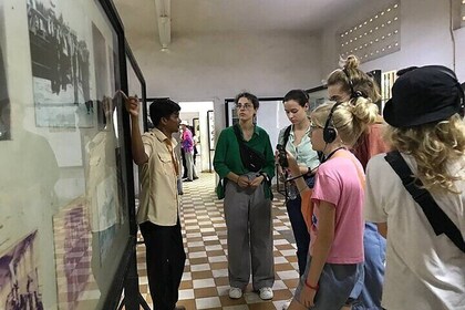 Historical guide Tour in Phnom Penh