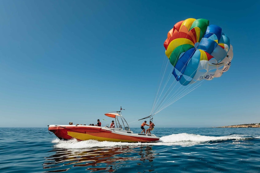 Albufeira: Parasailing Boat Trip