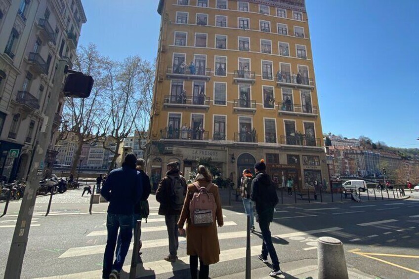 Street Food and Street Art in Lyon