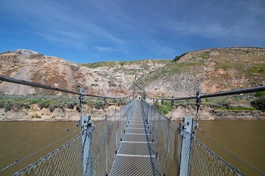 Rosedale suspension bridge isn't very long or particularly high, but it's definitely not for the faint of heart. Made of see-through wire mesh, it sways like a river reed in the wind. 