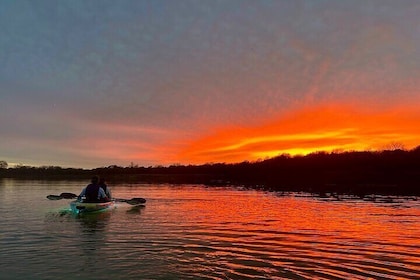 Sunset and Glow Guided Kayaking Tour Grapevine Lake