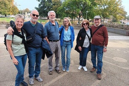 Stratford Upon Avon: Daily Town Walking Tour (10:30am & 2pm)