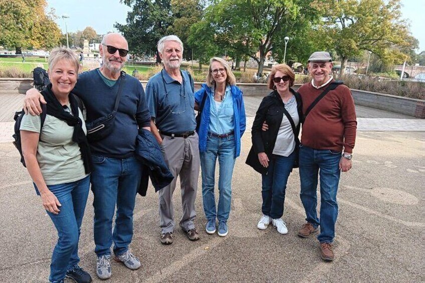 Stratford Upon Avon: Daily Town Walking Tour (10:30am)