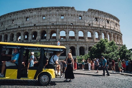 高尔夫球车驾驶之旅：2.5 小时罗马城亮点