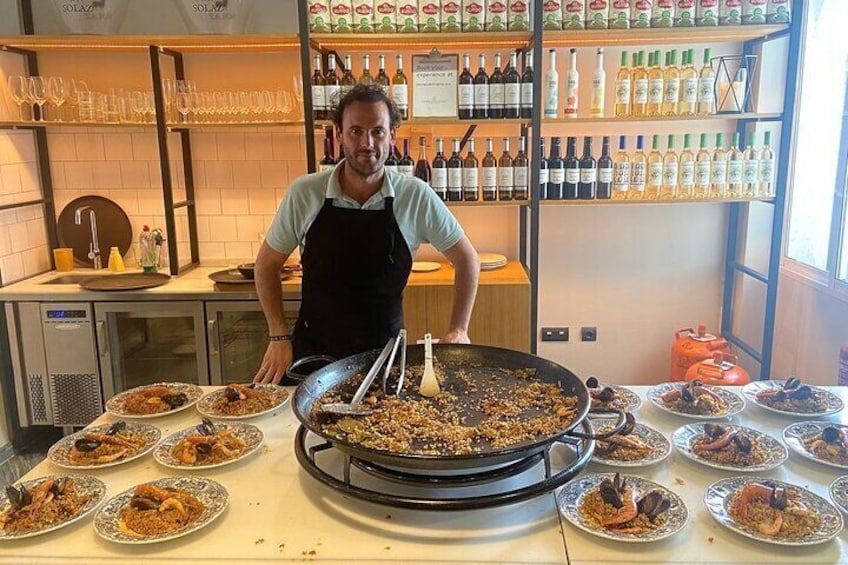 Paella Showcooking with Rooftop Views in Seville City