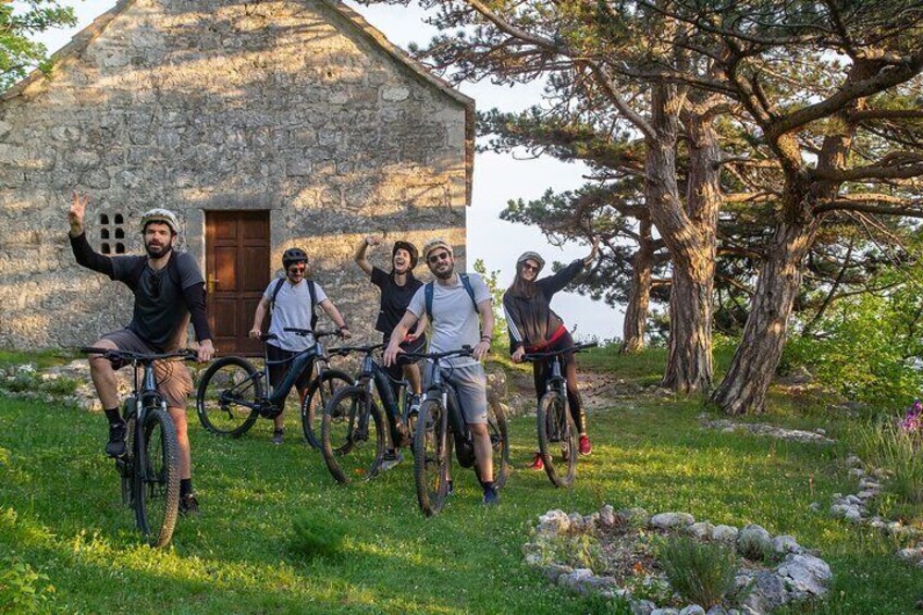 E-Bike Tour at Historical Villages of Makarska