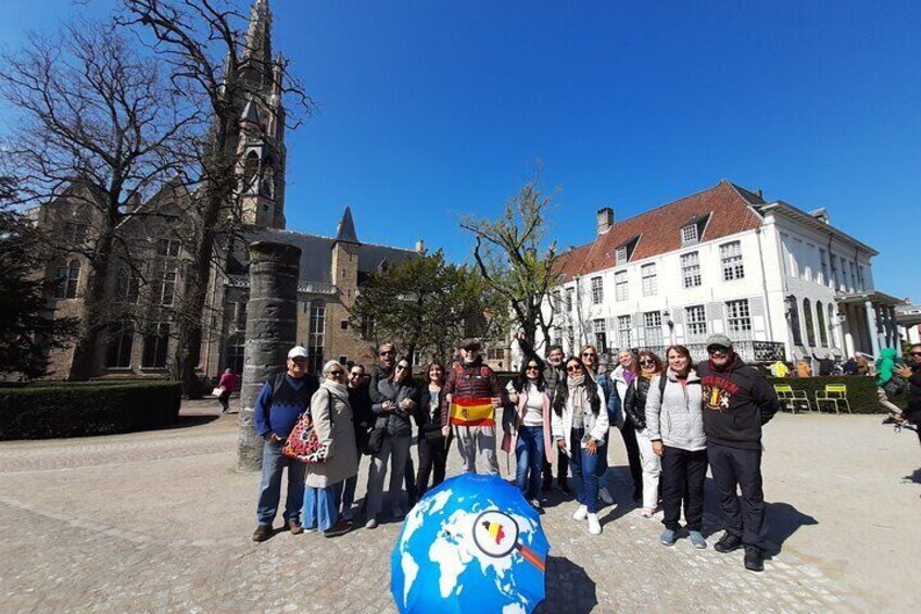 2-Hour Bruges Walking Tour with Chocolate Tasting