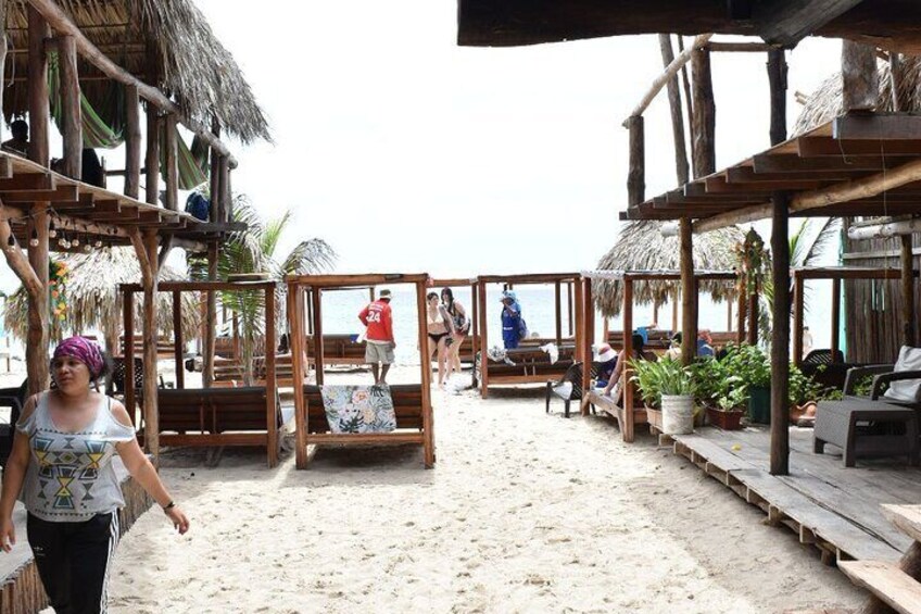 Place to spend the day and have lunch