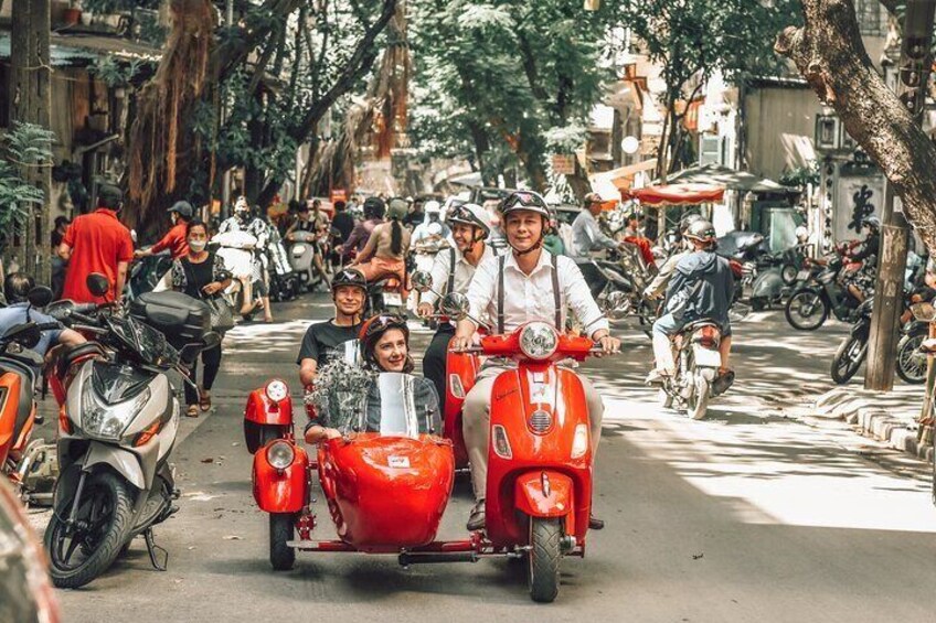 Hanoi Traffic Daunts Tourists - The New York Times