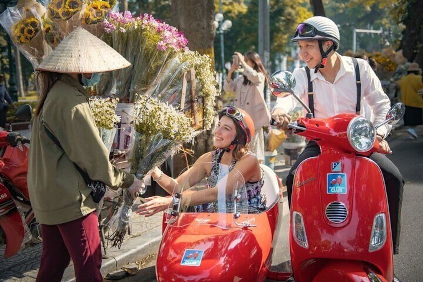 Private Vespa Sidecar Sightseeing and Cuisine Tour in Hanoi