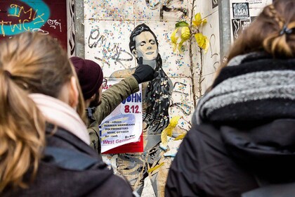 Berlin: Private Kreuzberg Street Art Walking Tour