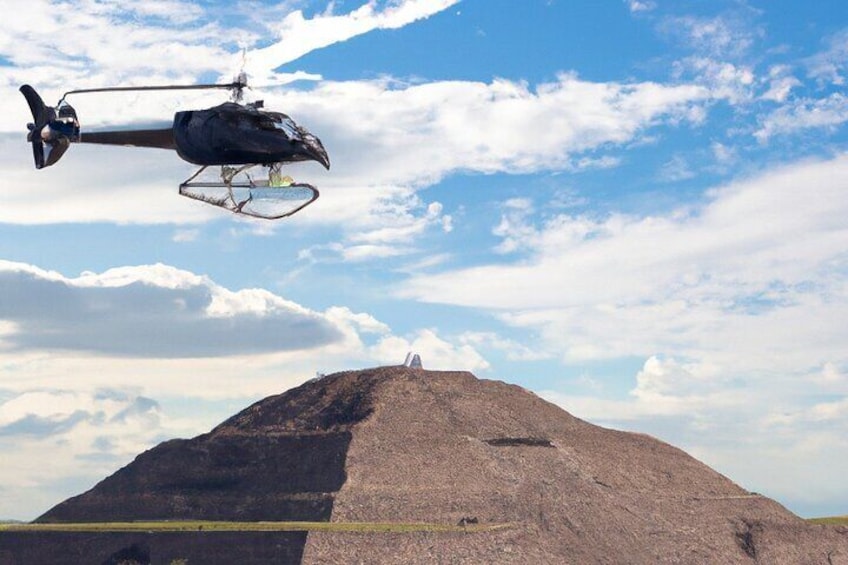 Private Helicopter Tour - Teotihuacan Pyramids
