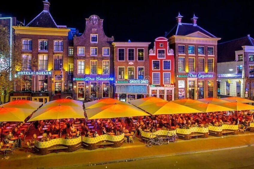 Groningen: City Walk with Audioguide in 7 Languages on your Phone
