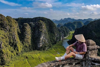 Ninh Binh 1 Day Tour(Tam Coc - Mua Cave - Bich Dong)