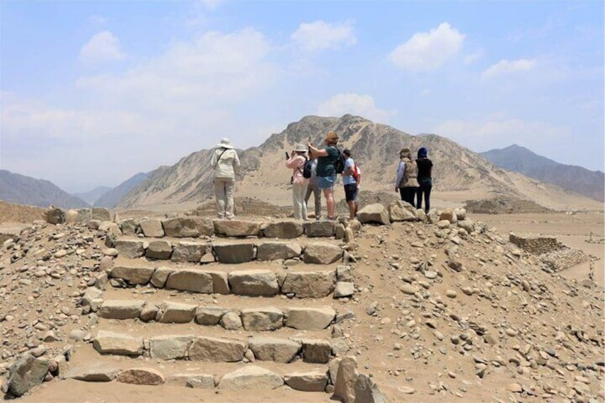 Guided Day Trip to Caral with Transfers from Lima