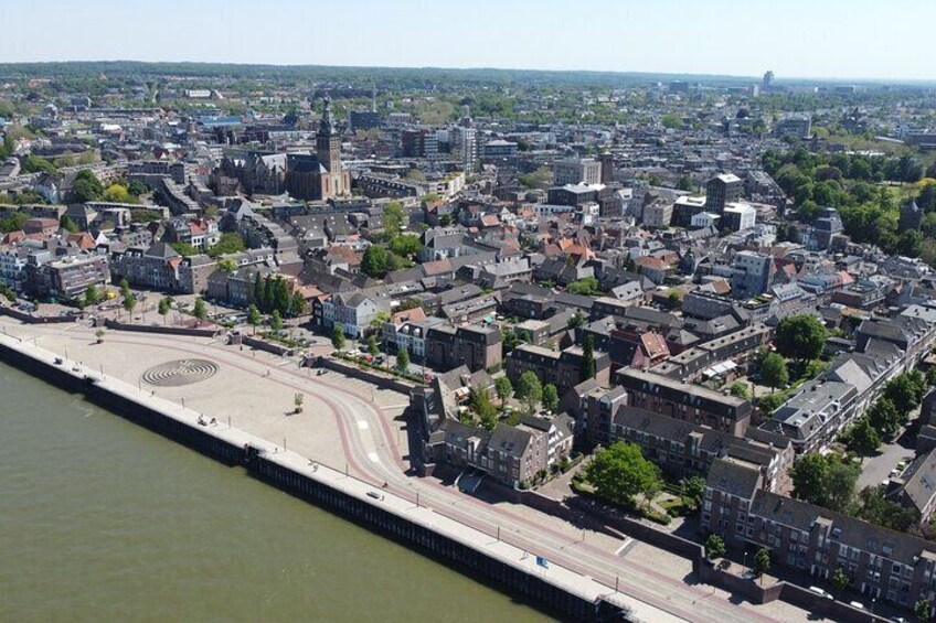 Nijmegen: Self-Guided City Walking Tour with Audio Guide