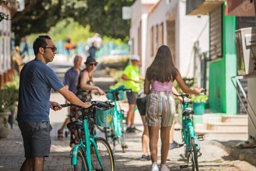 Group Guided Bike Tour of Carthage Archeological Site in Tunisia